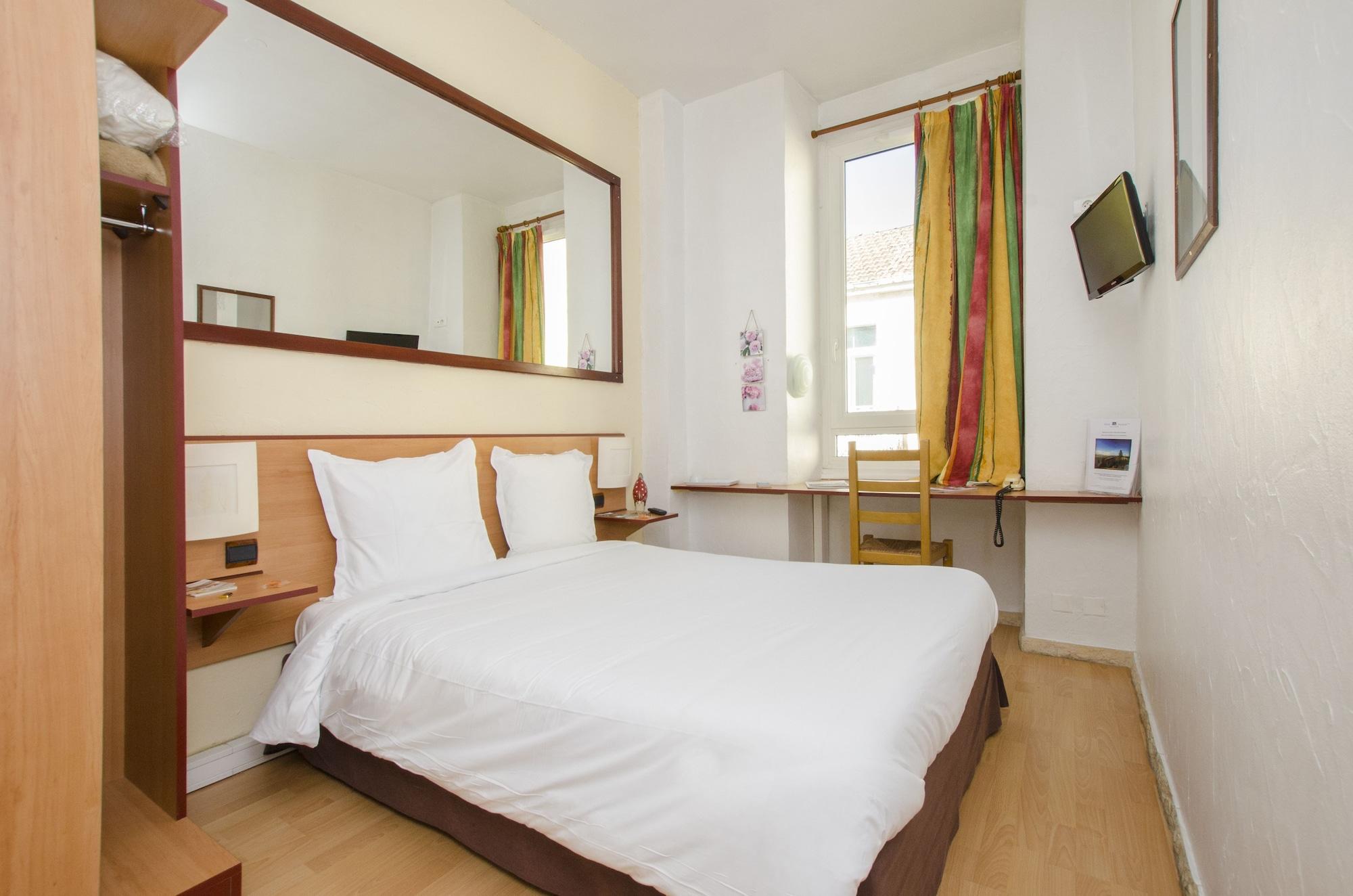 Hotel Bosquet Pau Centre - Self Check In Budget Hotel Экстерьер фото