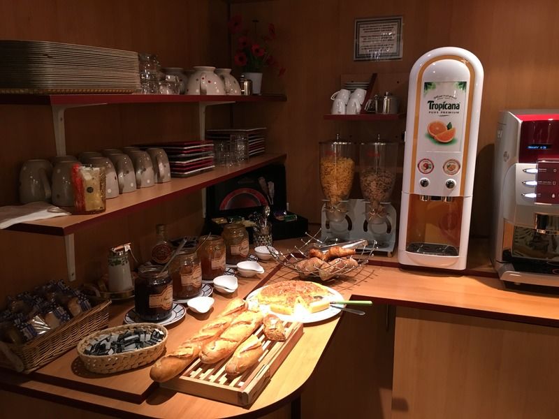 Hotel Bosquet Pau Centre - Self Check In Budget Hotel Экстерьер фото