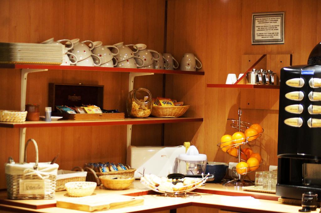 Hotel Bosquet Pau Centre - Self Check In Budget Hotel Экстерьер фото