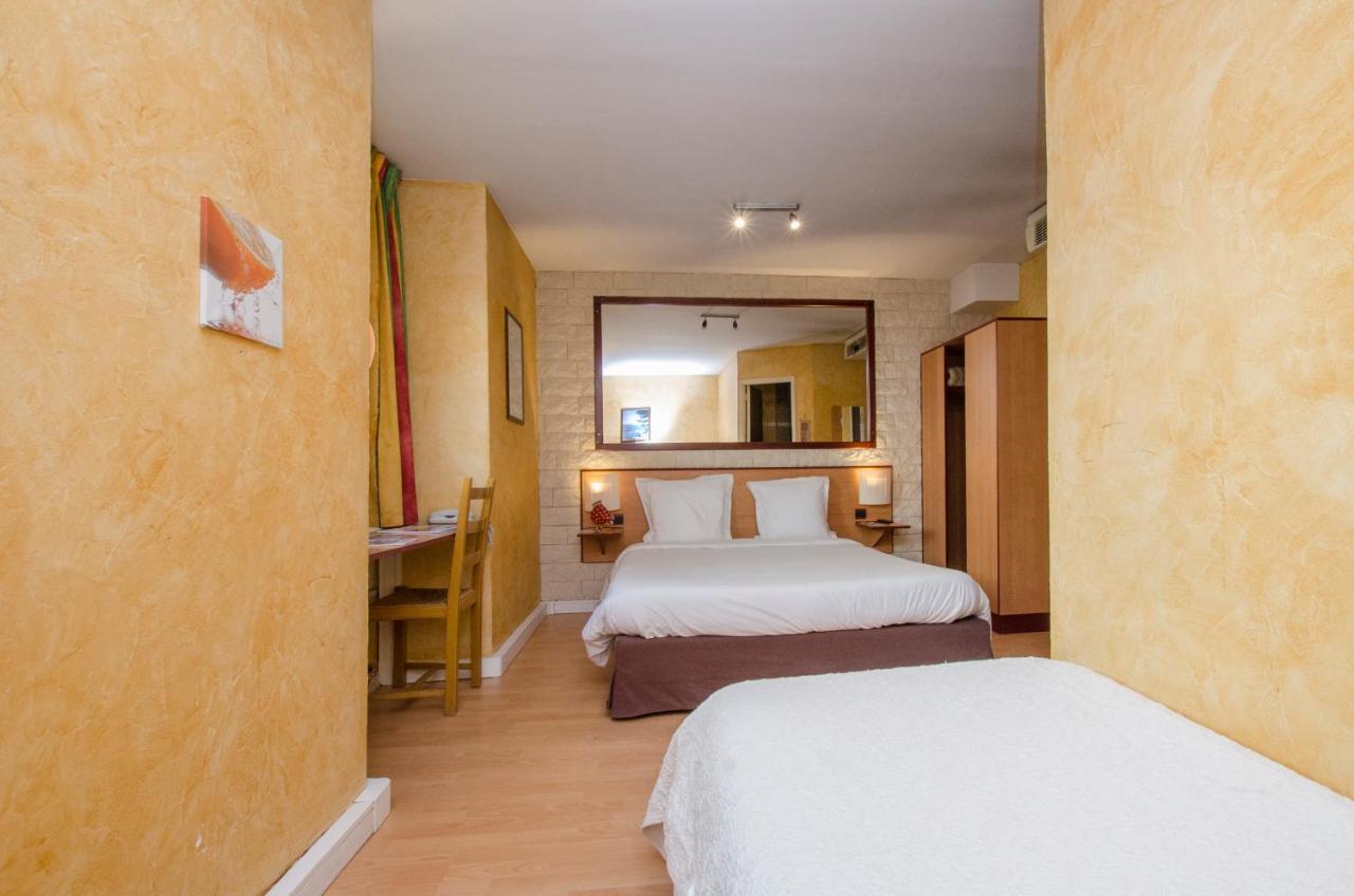 Hotel Bosquet Pau Centre - Self Check In Budget Hotel Экстерьер фото
